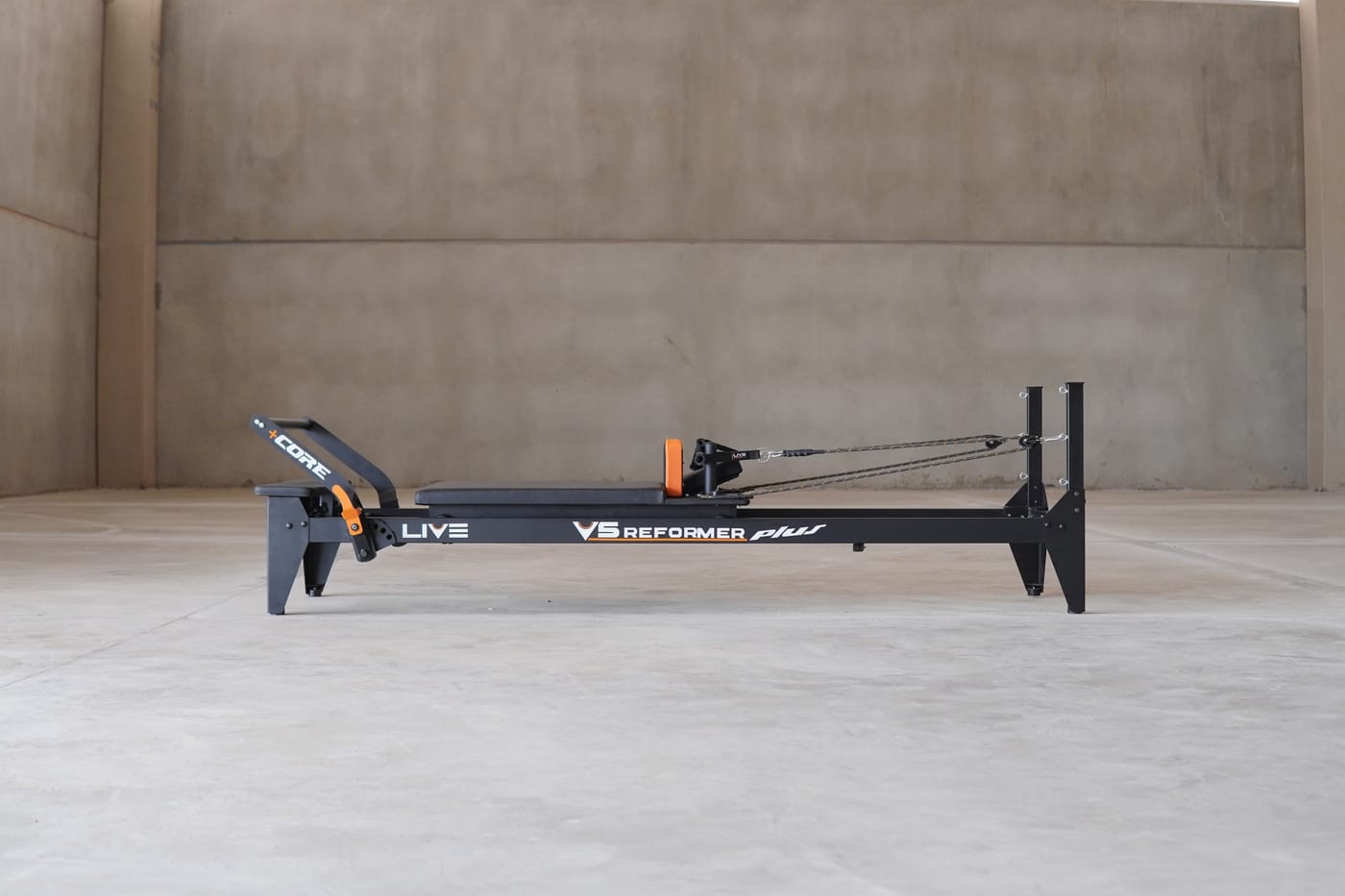 V5 Reformer Classic — Live Universe